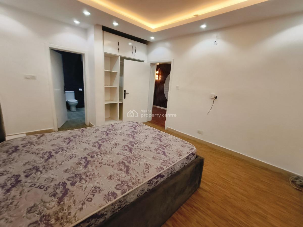 Waterfront 3 Bedroom Apartment+ S/ Pool, Lekki Phase 1, Lekki Phase 1, Lekki, Lagos, Flat / Apartment for Rent