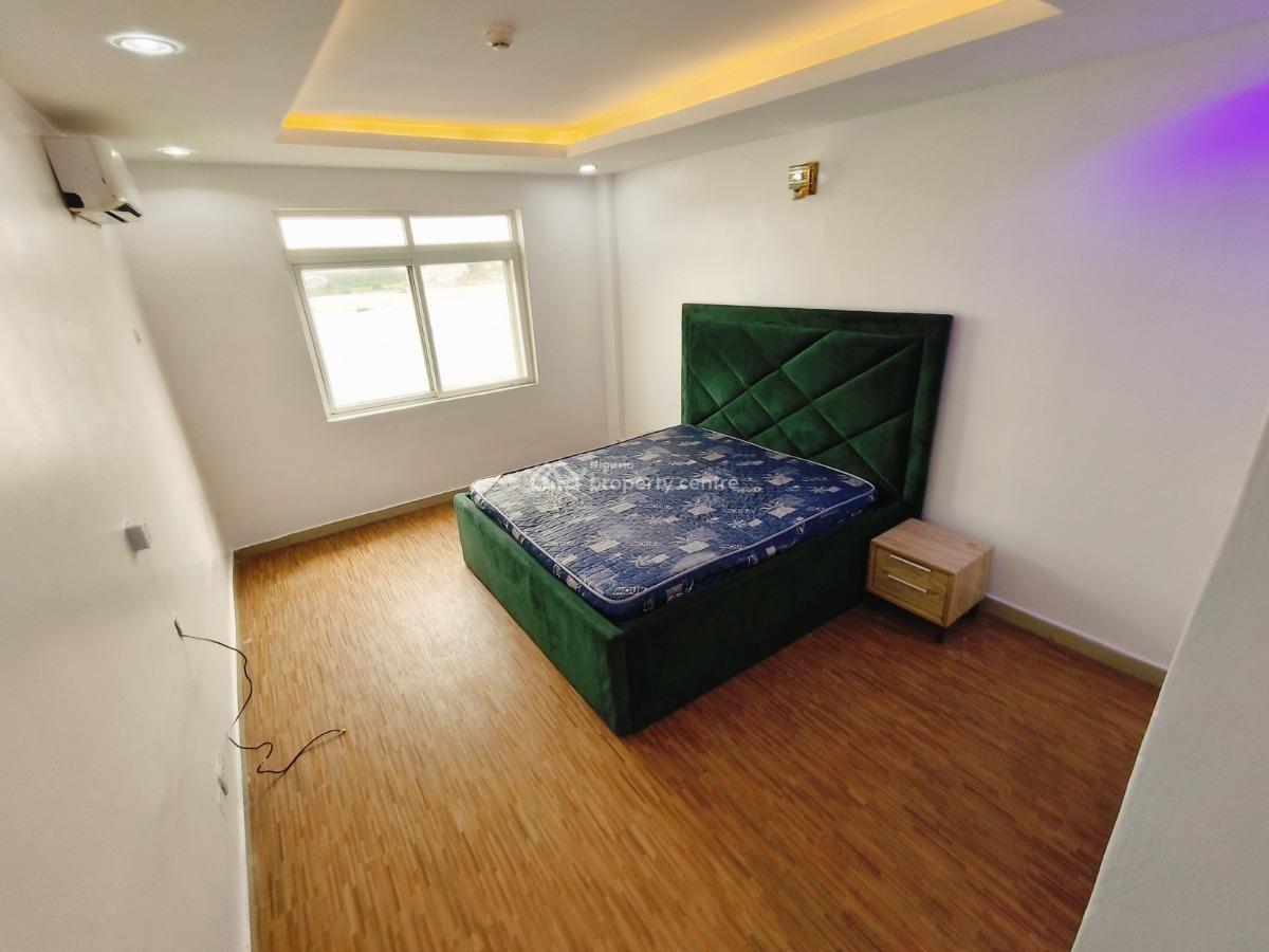 Waterfront 3 Bedroom Apartment+ S/ Pool, Lekki Phase 1, Lekki Phase 1, Lekki, Lagos, Flat / Apartment for Rent