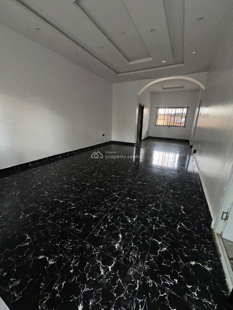 Specious and Newly Renovated 3bedroom Apartment, in a Secure Estate Just Beside Dominos Pizza Agungi, Lekki, Lagos, Flat / Apartment for Rent