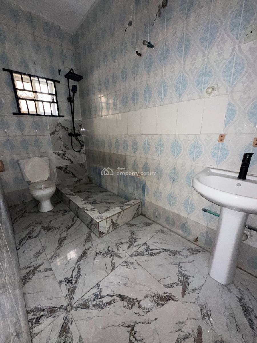 Specious and Newly Renovated 3bedroom Apartment, in a Secure Estate Just Beside Dominos Pizza Agungi, Lekki, Lagos, Flat / Apartment for Rent