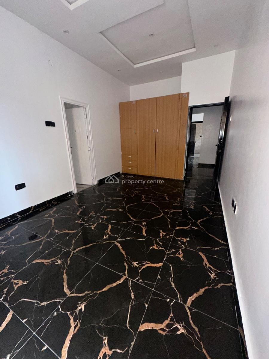 Specious and Newly Renovated 3bedroom Apartment, in a Secure Estate Just Beside Dominos Pizza Agungi, Lekki, Lagos, Flat / Apartment for Rent
