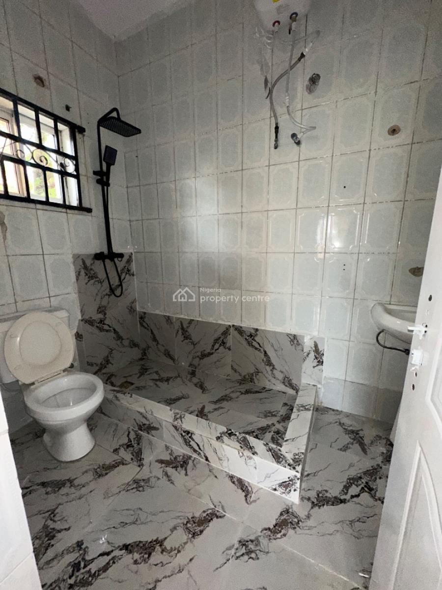 Specious and Newly Renovated 3bedroom Apartment, in a Secure Estate Just Beside Dominos Pizza Agungi, Lekki, Lagos, Flat / Apartment for Rent