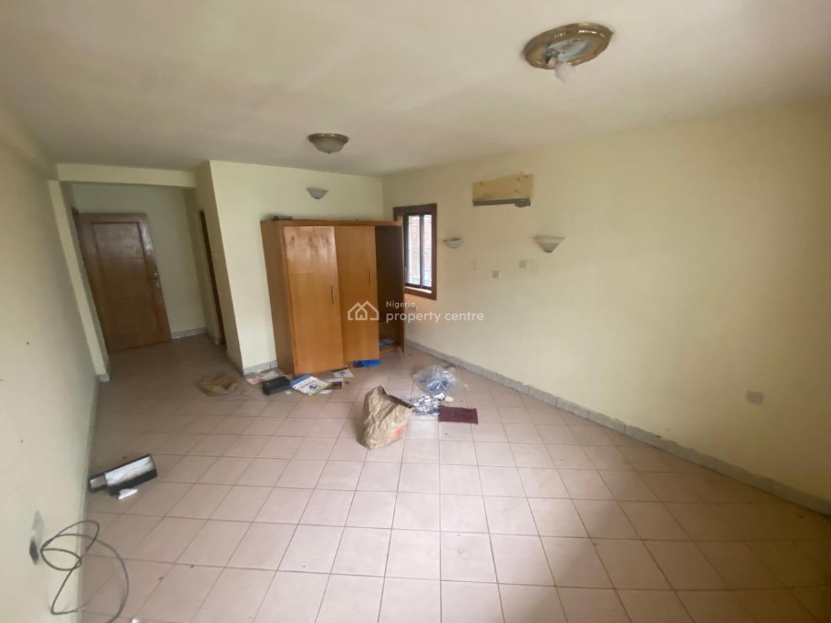 Beautiful Spacious 3 Bedrooms Apartment with Bq on Ground Floor, 2nd Avenue Abacha Estate, Old Ikoyi, Ikoyi, Lagos, Flat / Apartment for Rent