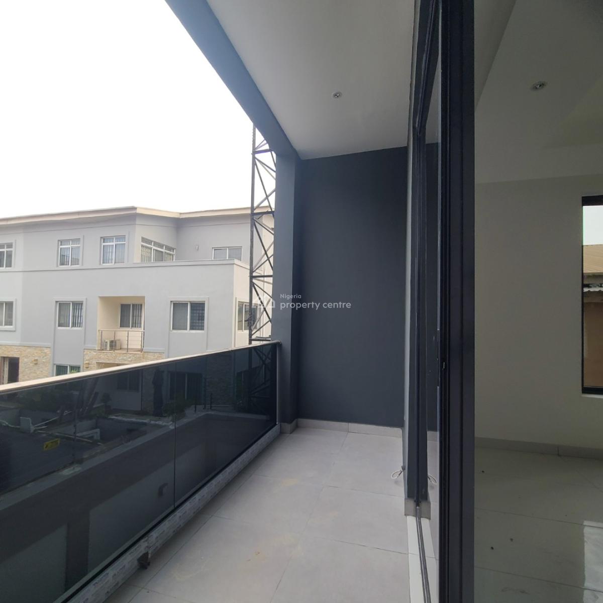 2 Bedroom Luxury Maisonette Apartment, Lekki, Lagos, Flat / Apartment for Sale