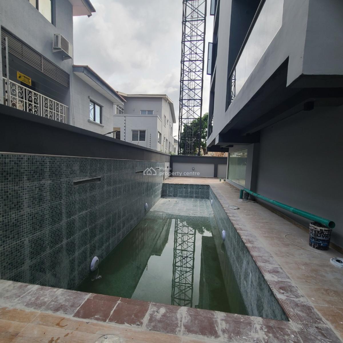2 Bedroom Luxury Maisonette Apartment, Lekki, Lagos, Flat / Apartment for Sale