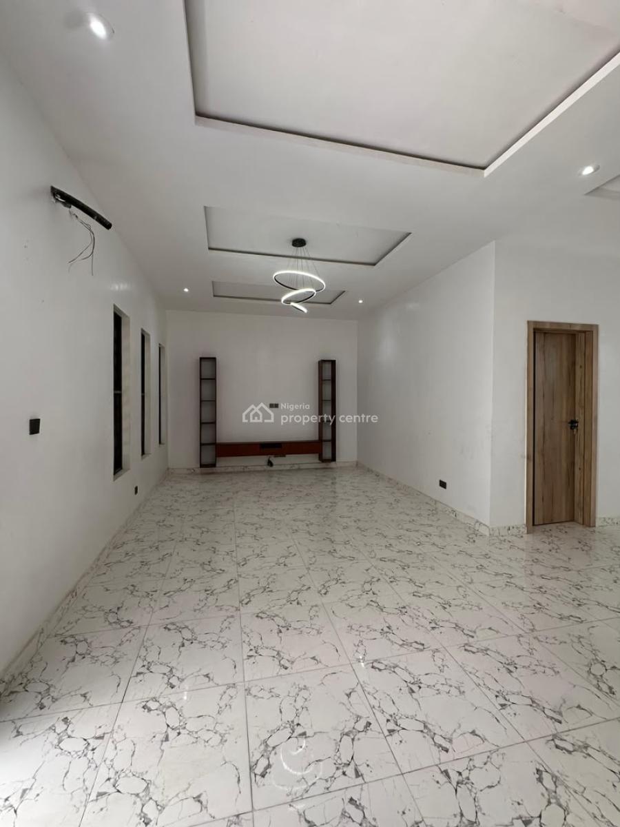 Lovely 4 Bedroom Terrace Duplex with Bq, Mobil Road, Ilaje, Ajah, Lagos, Terraced Duplex for Rent