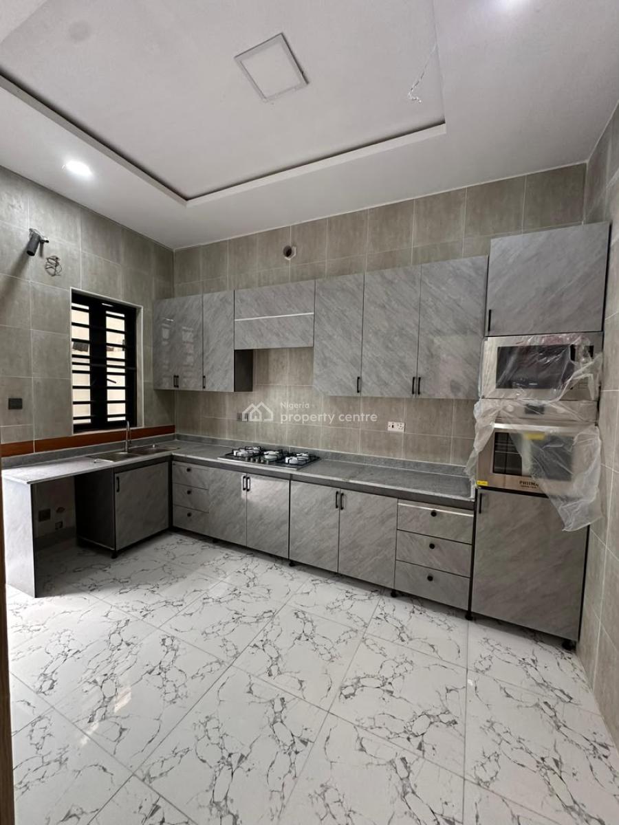 Lovely 4 Bedroom Terrace Duplex with Bq, Mobil Road, Ilaje, Ajah, Lagos, Terraced Duplex for Rent