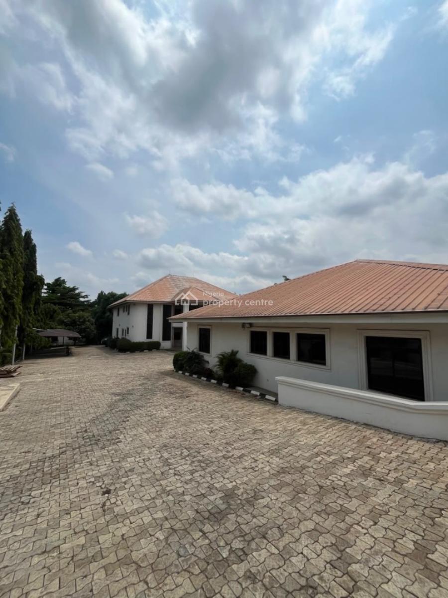 10 Bedroom Detached Duplex and 4 Bedroom Bungalow, Wuse 2, Abuja, Detached Duplex for Rent