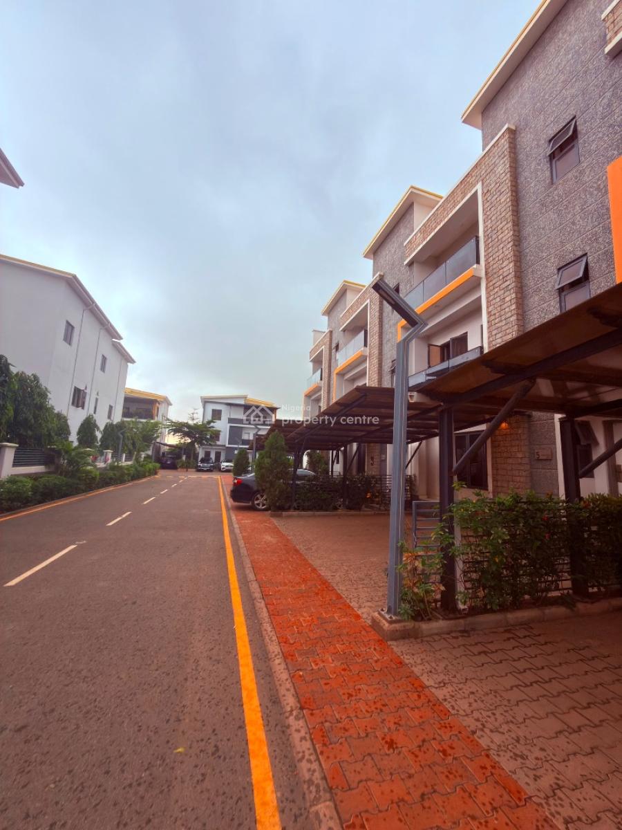 4 Bedrooms with 1 Room Bq Attached., Cosgrove Estate, Mabushi, Abuja, Terraced Duplex for Rent