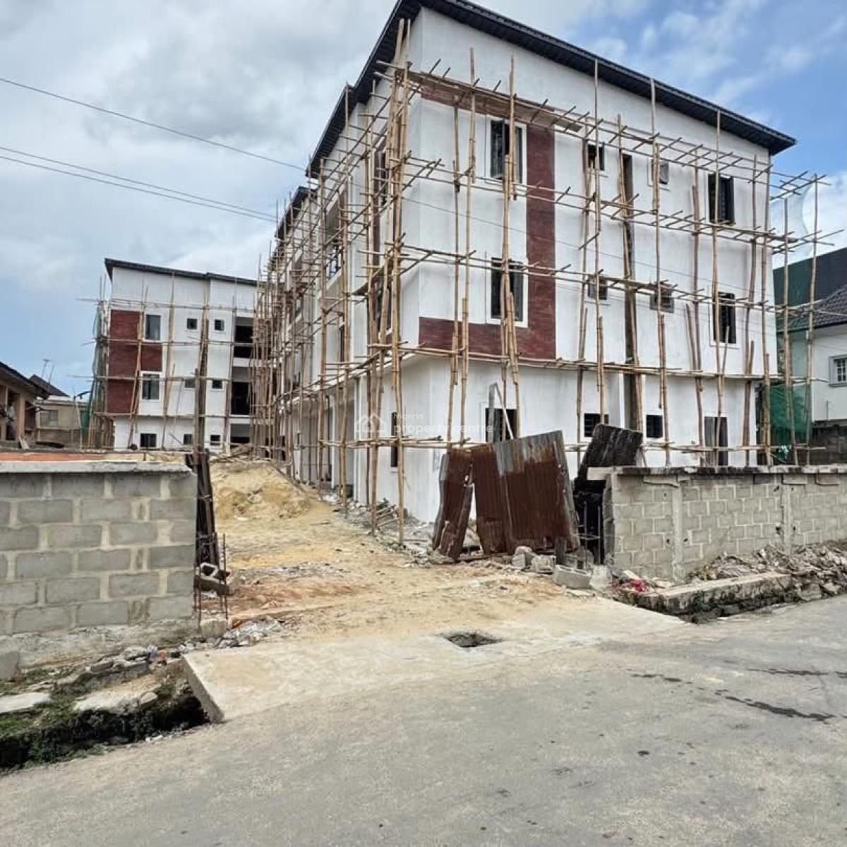 Newly Built 2 and 3bedroom Apartment, Surulere, Lagos, Flat / Apartment for Sale