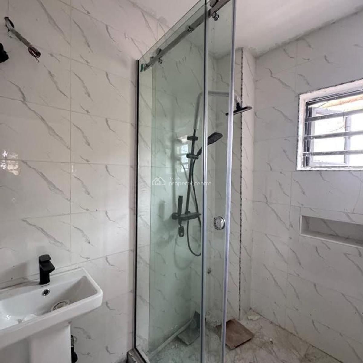 Newly Built 2 and 3bedroom Apartment, Surulere, Lagos, Flat / Apartment for Sale