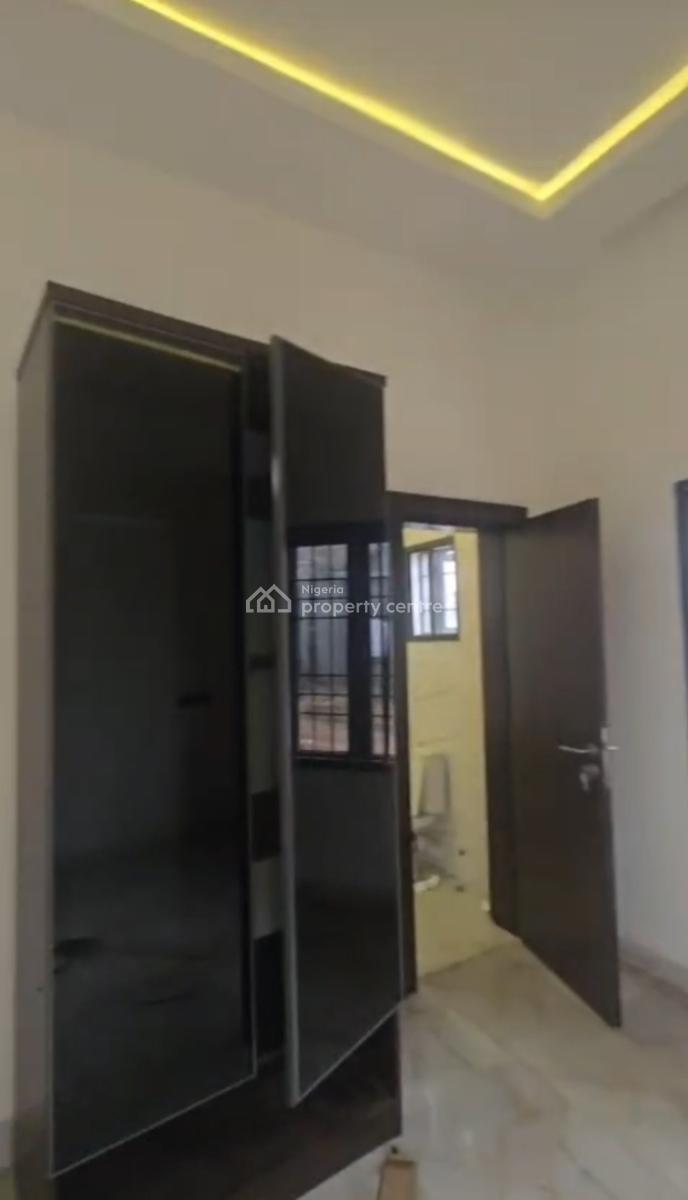 Luxury Clean 2 Bedroom Flat with Inverter. Tarred Rd, Wuye Msin(tarred Rd), Wuye, Abuja, Flat / Apartment for Rent