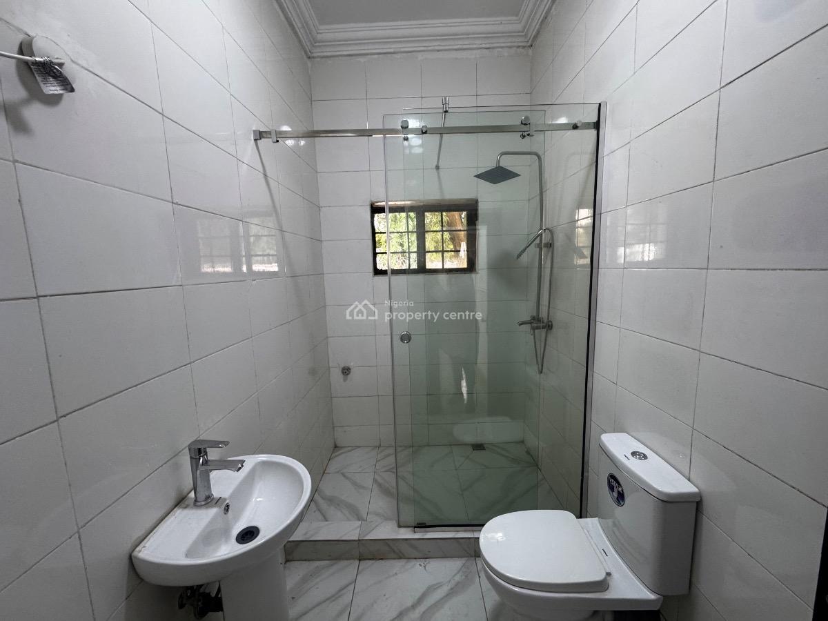 Nicely Renovated 3 Bedrooms Flat, Asokoro District, Abuja, Flat / Apartment for Rent