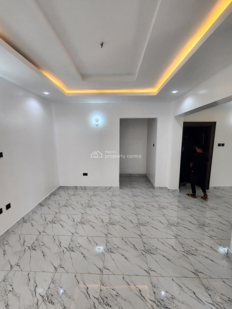 Luxury Two Bedroom Block of Flat, News Engineering, Dawaki, Gwarinpa, Abuja, Flat / Apartment for Rent