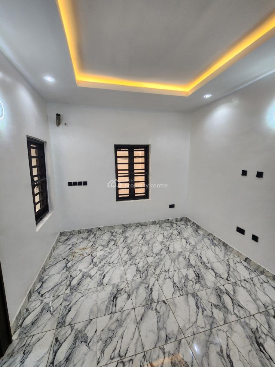 Luxury Two Bedroom Block of Flat, News Engineering, Dawaki, Gwarinpa, Abuja, Flat / Apartment for Rent