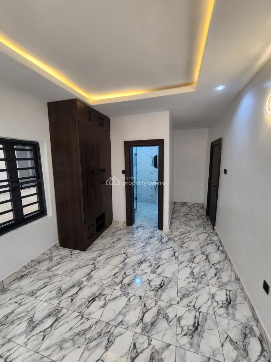 Luxury Two Bedroom Block of Flat, News Engineering, Dawaki, Gwarinpa, Abuja, Flat / Apartment for Rent