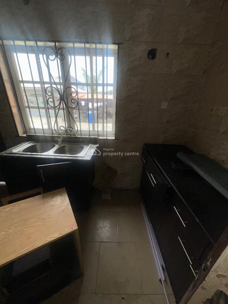 Standard 2 Bedroom Flat, Olive Garden Estate, Off Redeem Junction, Ogombo, Ajah, Lagos, Flat / Apartment for Rent