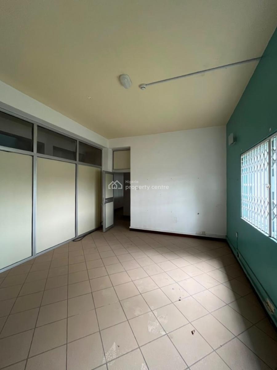 Office Space with an Elevator and Pent House, Maitama District, Abuja, Office Space for Rent