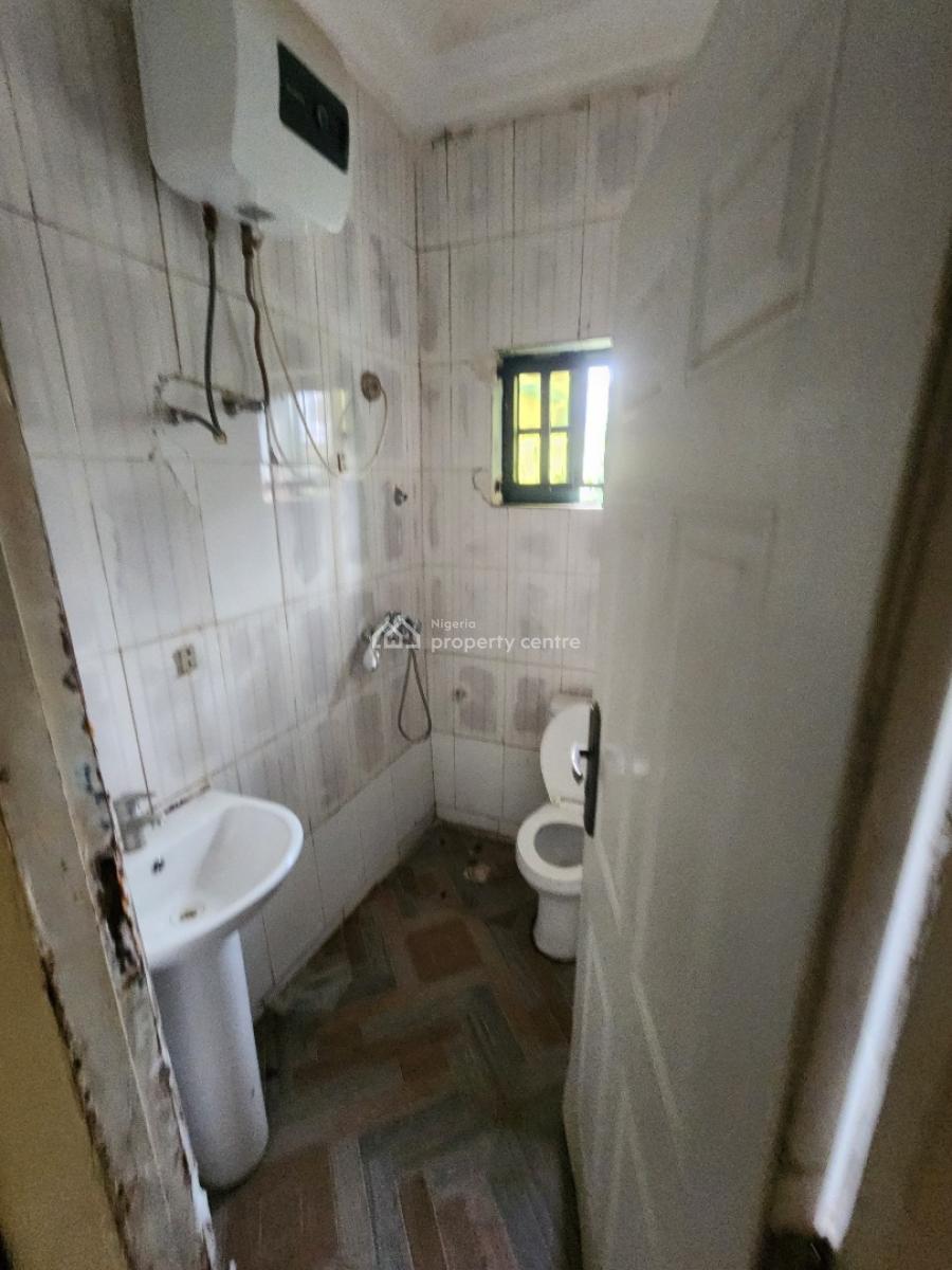 Luxury Three Bedroom Block of Flat, News Engineering, Dawaki, Gwarinpa, Abuja, Flat / Apartment for Rent