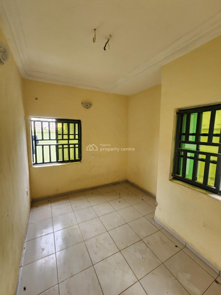 Luxury Three Bedroom Block of Flat, News Engineering, Dawaki, Gwarinpa, Abuja, Flat / Apartment for Rent