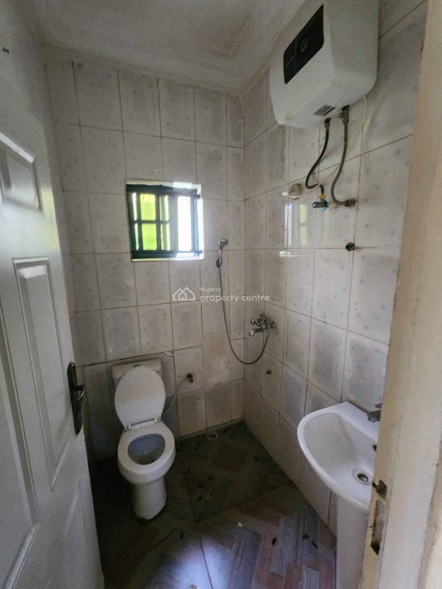 Luxury Three Bedroom Block of Flat, News Engineering, Dawaki, Gwarinpa, Abuja, Flat / Apartment for Rent