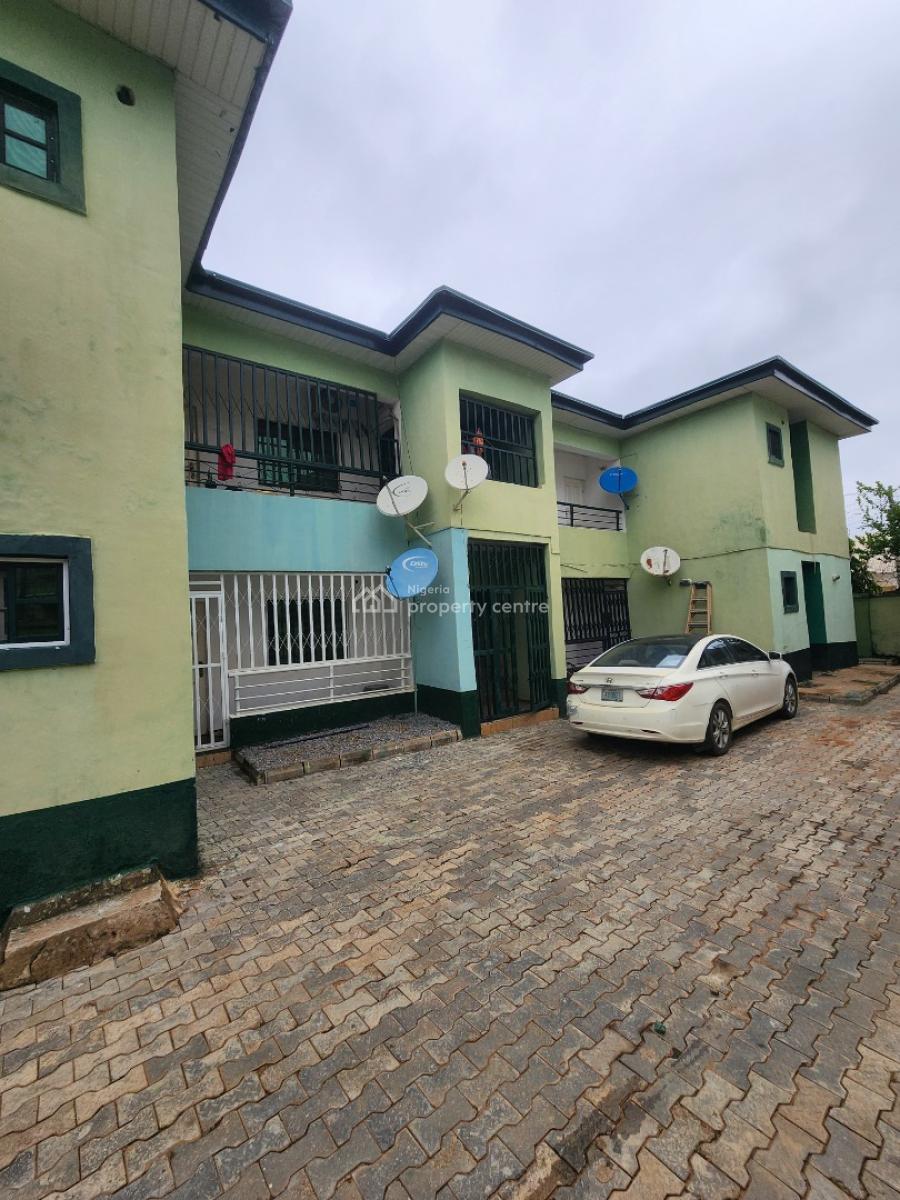 Luxury Three Bedroom Block of Flat, News Engineering, Dawaki, Gwarinpa, Abuja, Flat / Apartment for Rent