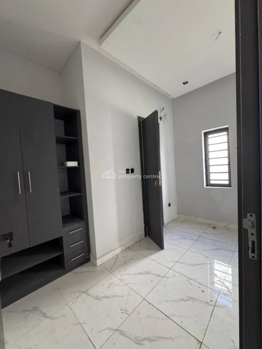 Brand New 2 Bedroom Bungalow with Bq, Pepperoni Abraham Adesanya, Ajah, Lagos, Detached Bungalow for Rent