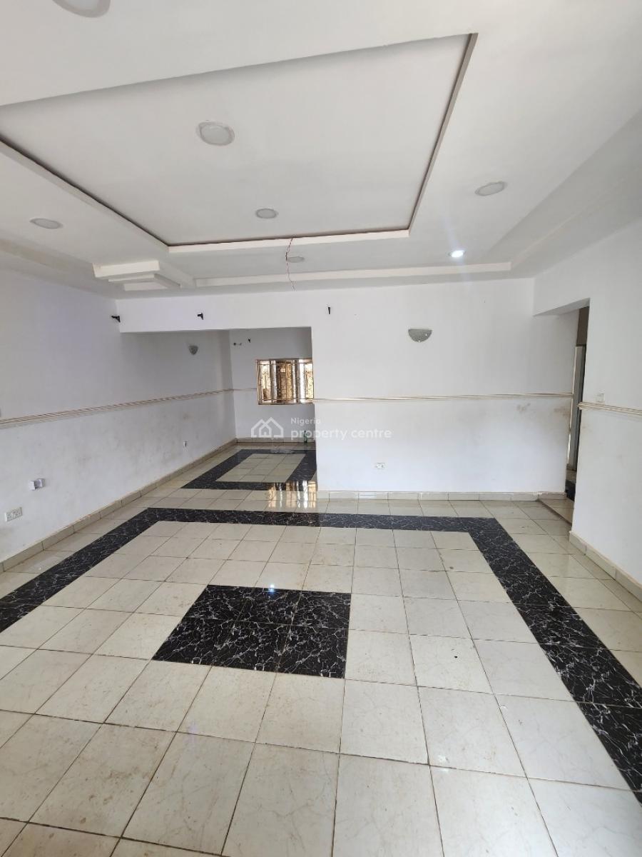 Luxury Two Bedroom Block of Flat, News Engineering Road, Dawaki, Gwarinpa, Abuja, Flat / Apartment for Rent