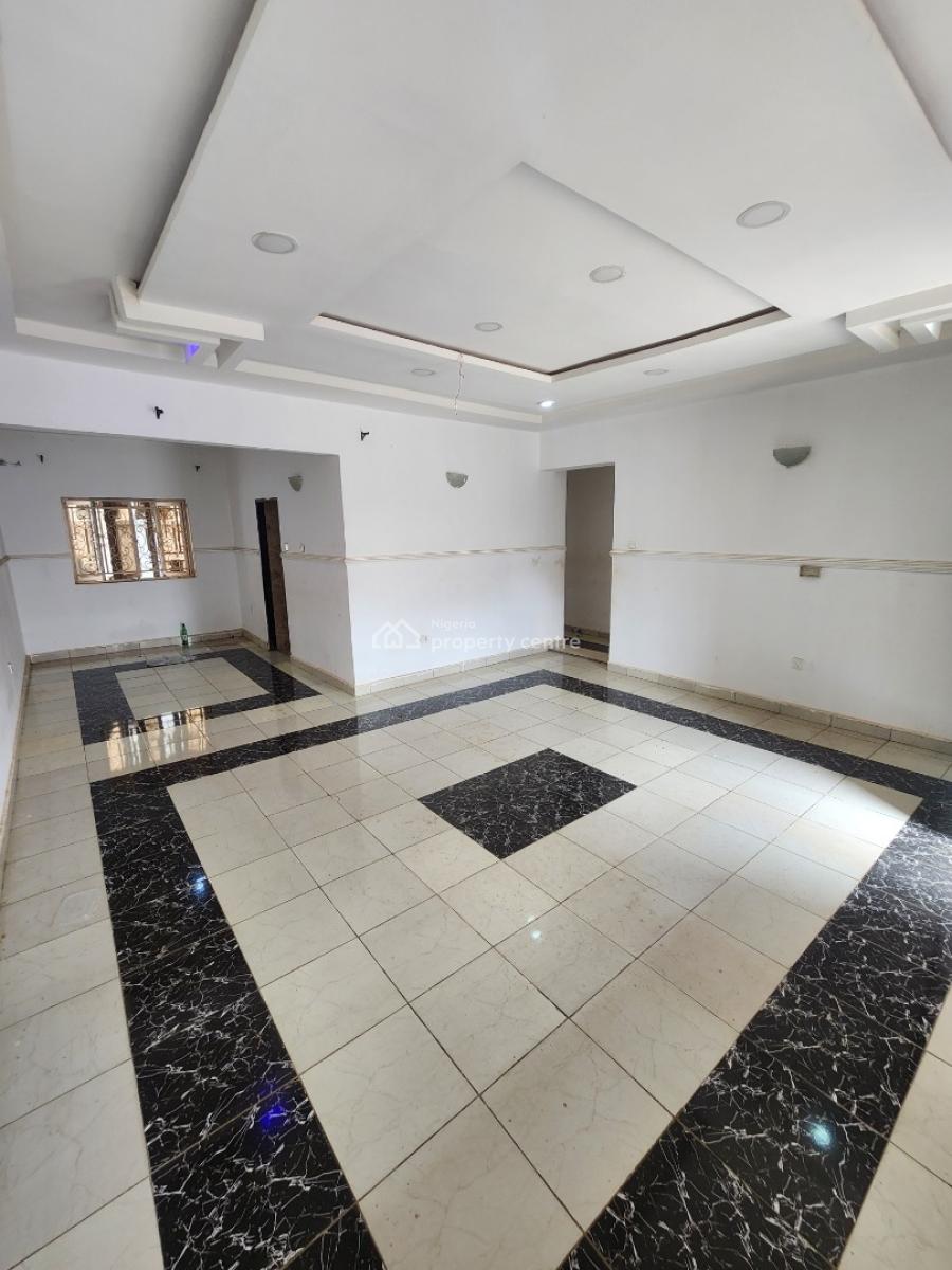 Luxury Two Bedroom Block of Flat, News Engineering Road, Dawaki, Gwarinpa, Abuja, Flat / Apartment for Rent