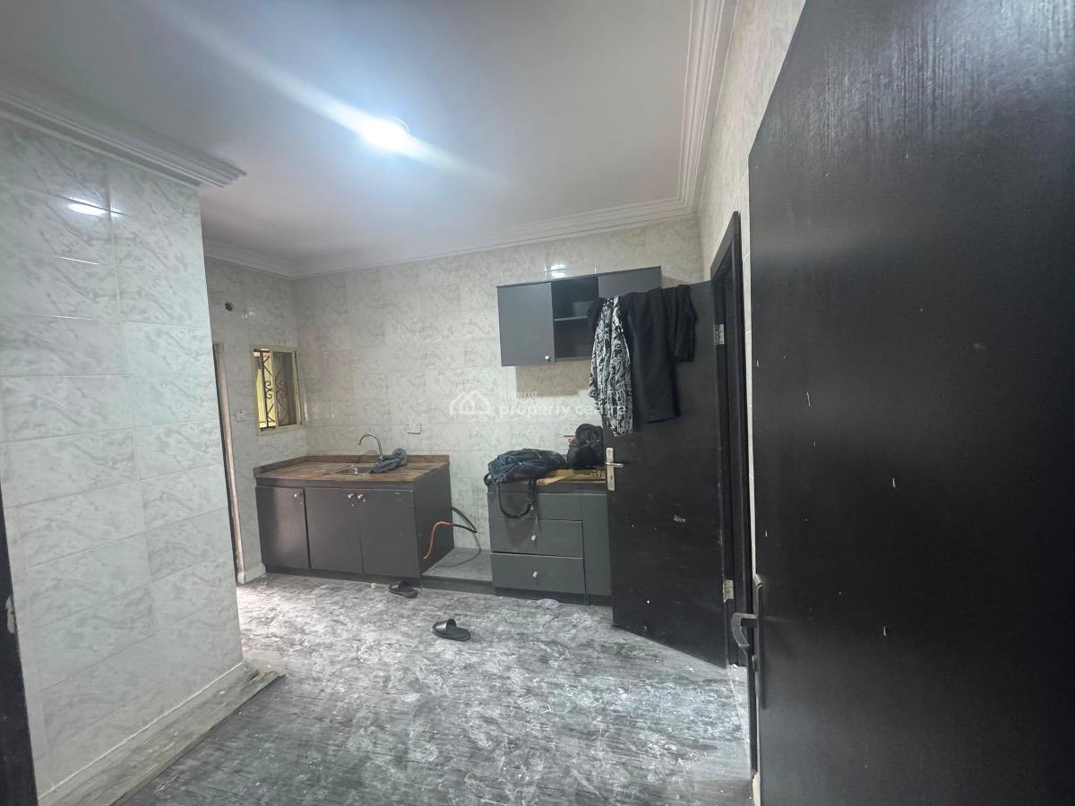 a Newly Renovated 4 Units of 2 Bedroom Apartment, Off Omorinre Johnson, Lekki Phase1, Lekki Phase 1, Lekki, Lagos, House for Rent