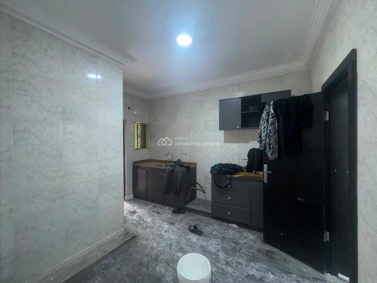 a Newly Renovated 4 Units of 2 Bedroom Apartment, Off Omorinre Johnson, Lekki Phase1, Lekki Phase 1, Lekki, Lagos, House for Rent