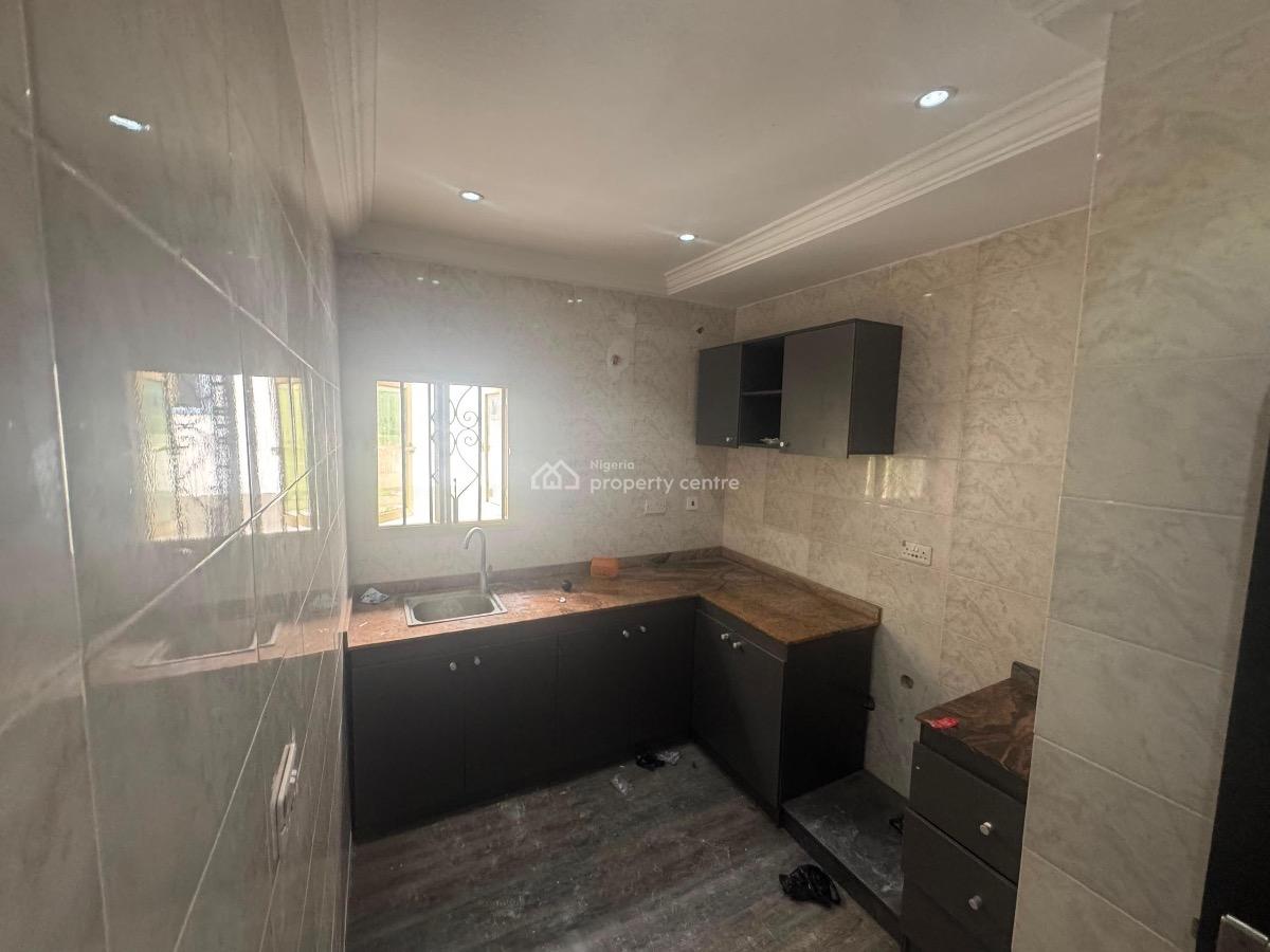 a Newly Renovated 4 Units of 2 Bedroom Apartment, Off Omorinre Johnson, Lekki Phase1, Lekki Phase 1, Lekki, Lagos, House for Rent