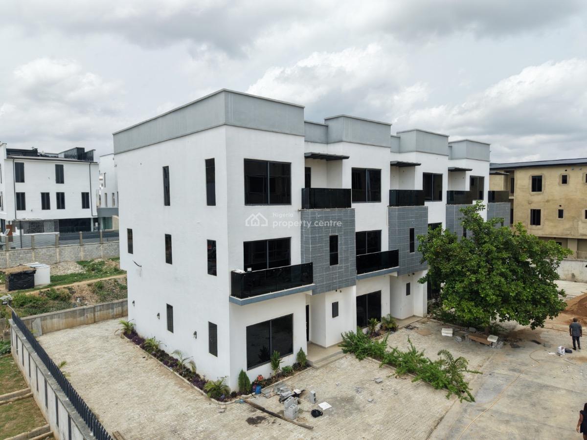 Luxury 5-bedroom Duplex with Bq, Centurion Court, Guzape District, Abuja, Terraced Duplex for Sale