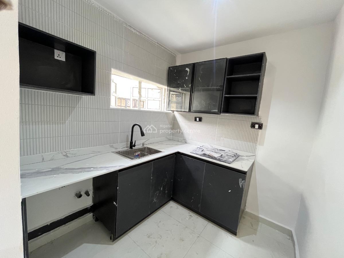 Spacious Massive Pentfloor Mini Flat, Oniru, Victoria Island (vi), Lagos, Mini Flat (room and Parlour) for Rent