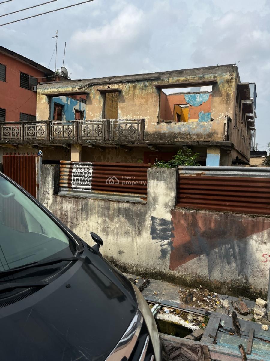 Buy and Redevelop Storey Building on a Full Plot Measuring 500+ Sqm Av, Off Ogunlana, Surulere, Lagos, Block of Flats for Sale