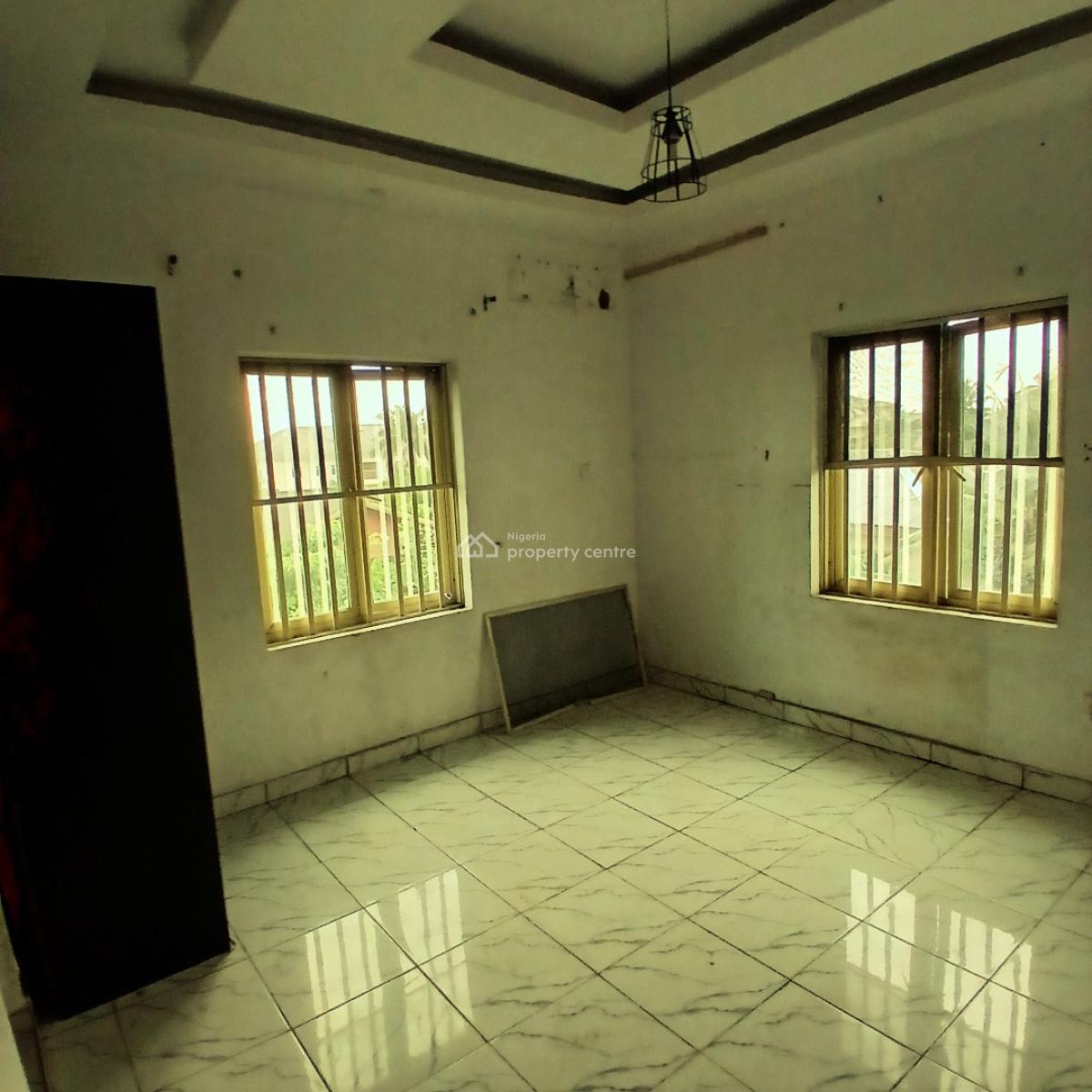 Luxury 3 Bedroom Flat ( Upstairs), Badore Road, Badore, Ajah, Lagos, Flat / Apartment for Rent