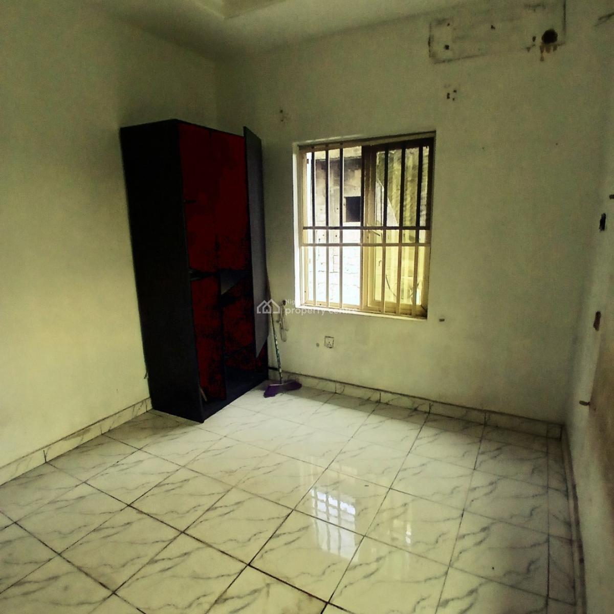 Luxury 3 Bedroom Flat ( Upstairs), Badore Road, Badore, Ajah, Lagos, Flat / Apartment for Rent