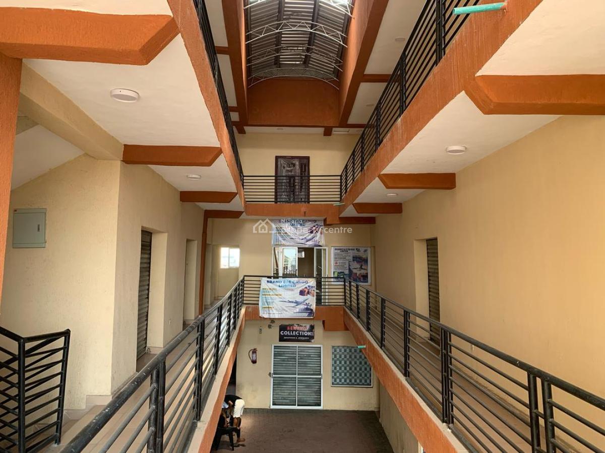 Shop Spaces L & K Mall, Onosa (single, Double, Triple Sizes), Onosa Road, Onosa, Ibeju Lekki, Lagos, Shop for Rent