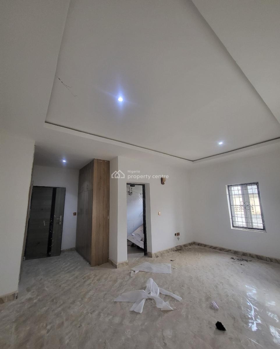 Luxurious Massive Brand New 3 Bedroom Flat, By American International School, Durumi, Abuja, Block of Flats for Sale