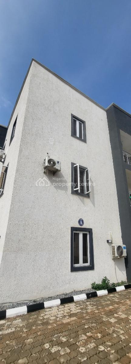 Luxurious Massive Brand New 3 Bedroom Flat, By American International School, Durumi, Abuja, Block of Flats for Sale