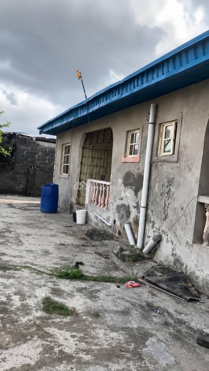 2 Units of 2 Bedroom Flats on 330sqm, Okun-ajah, Ajah, Lagos, Block of Flats for Sale