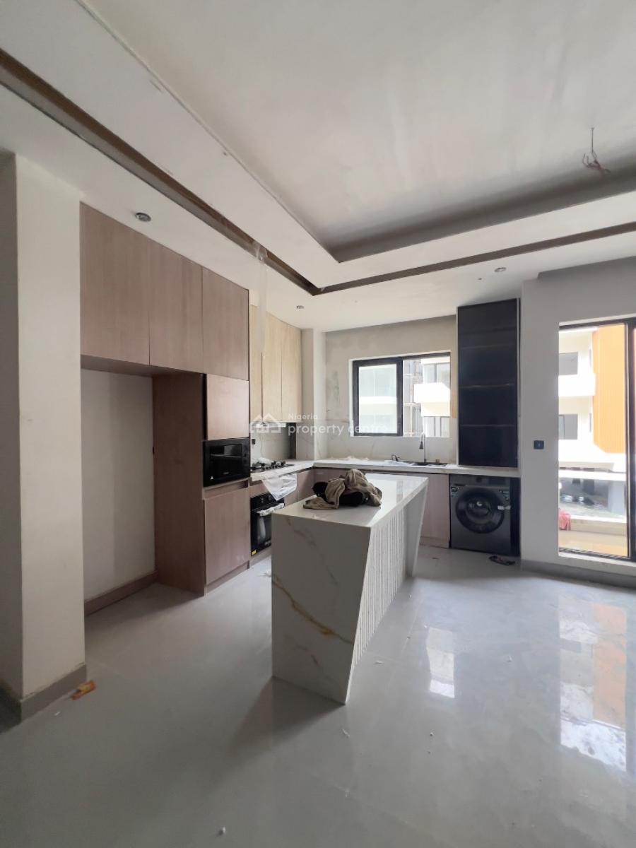 2 Bedroom Apartment, Lekki Phase 1, Lekki, Lagos, Flat / Apartment for Sale