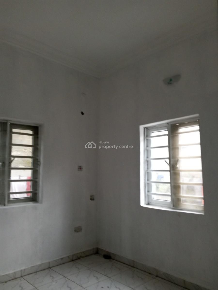 Clean 2 Bedroom, Mobil Isheri Oshun Jakande Axis, Isolo, Lagos, Flat / Apartment for Rent