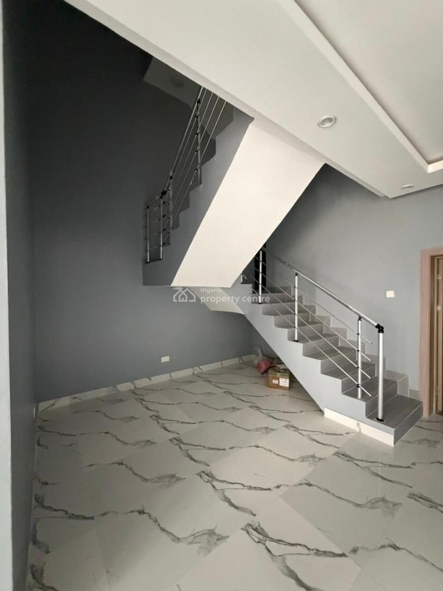 Four Bedroom Terrace with 2 Bq, Phase 1, Lekki, Lagos, Flat / Apartment for Rent