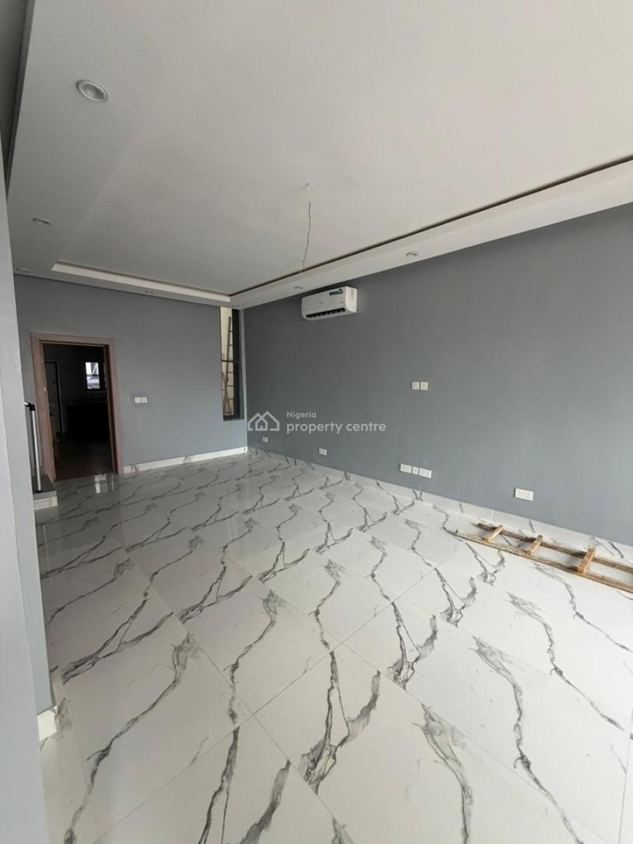 Four Bedroom Terrace with 2 Bq, Phase 1, Lekki, Lagos, Flat / Apartment for Rent