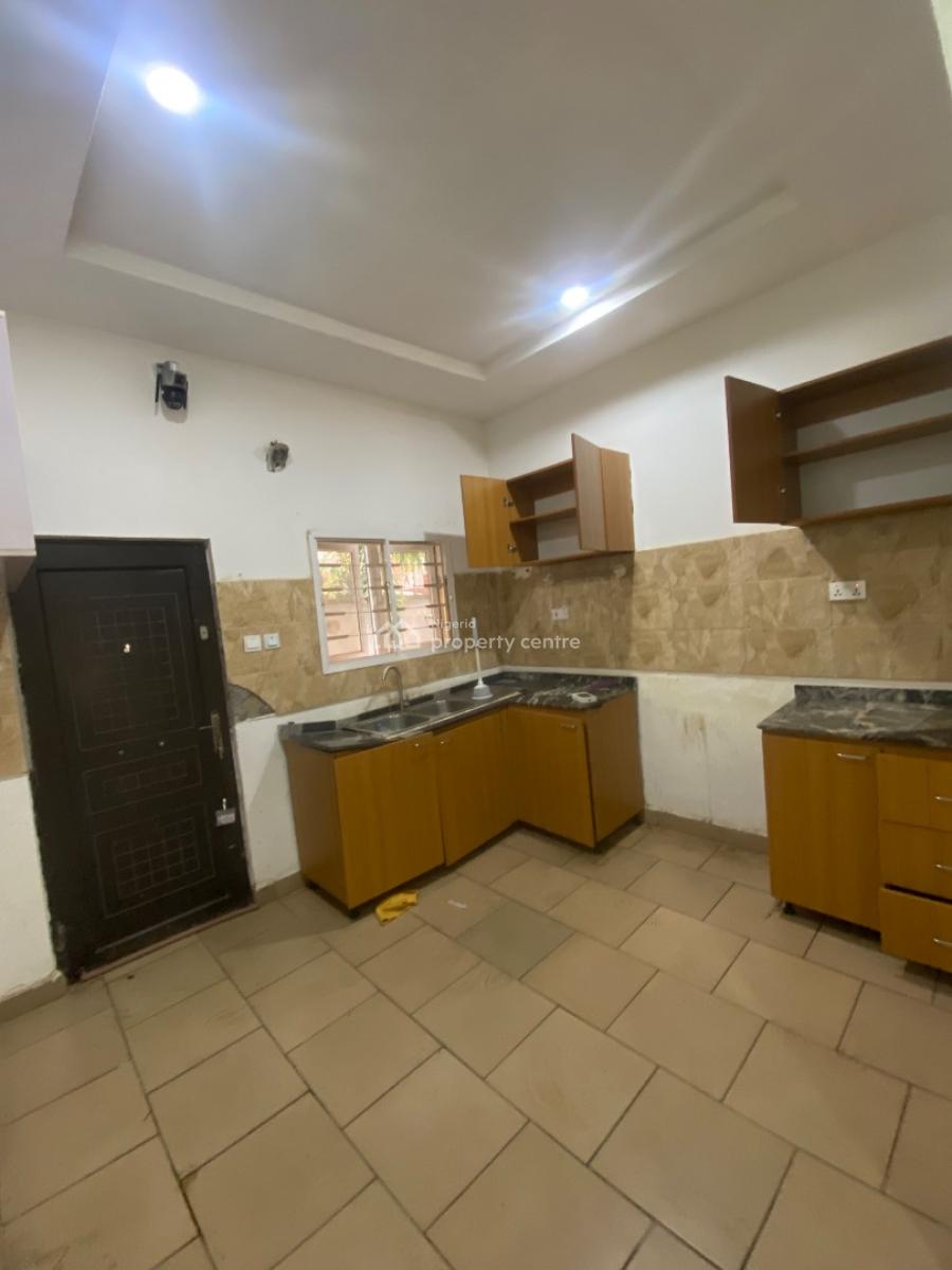 4 Bedroom Terrace Duplex with a Bq, Guzape Main, Guzape District, Abuja, Flat / Apartment for Rent