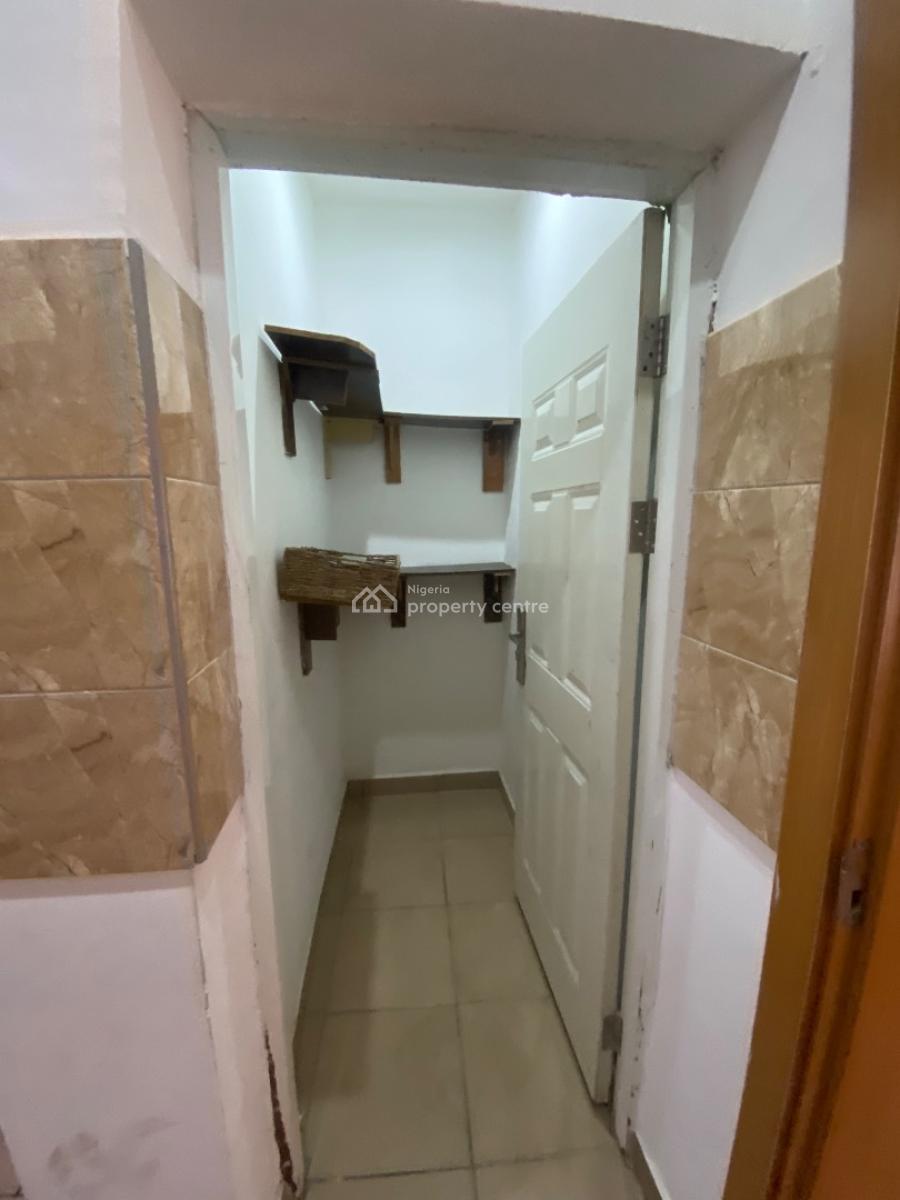 4 Bedroom Terrace Duplex with a Bq, Guzape Main, Guzape District, Abuja, Flat / Apartment for Rent