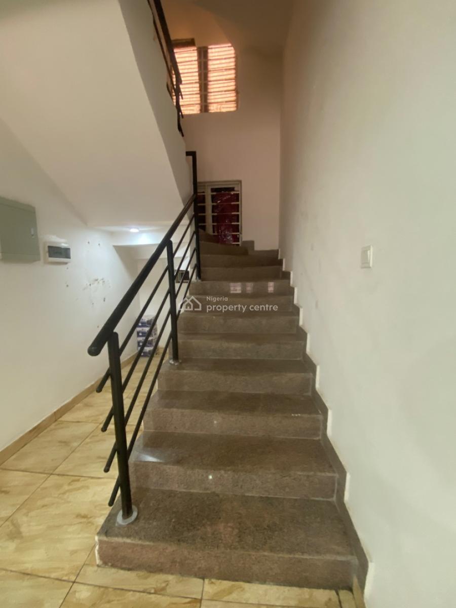 4 Bedroom Terrace Duplex with a Bq, Guzape Main, Guzape District, Abuja, Flat / Apartment for Rent