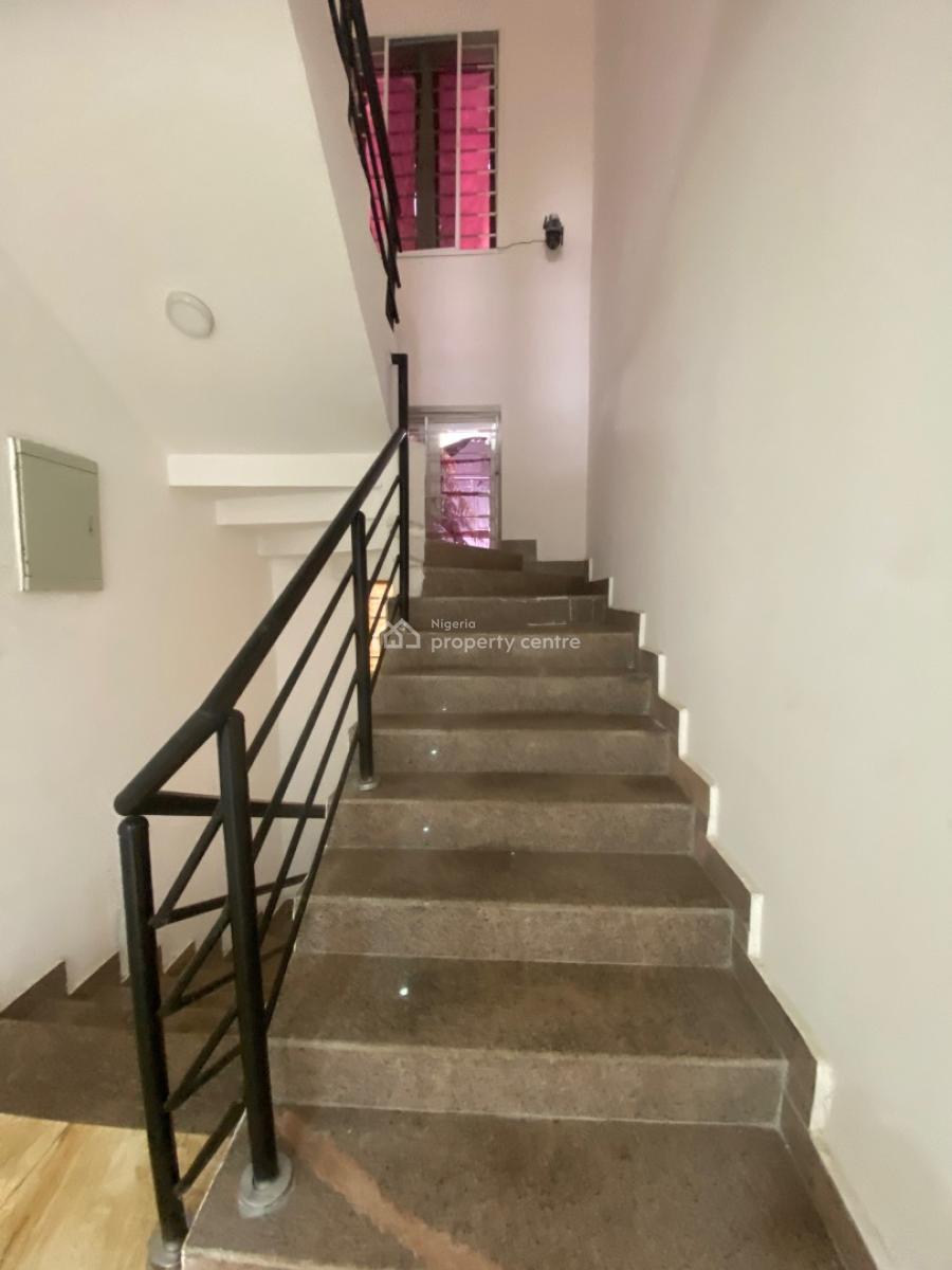 4 Bedroom Terrace Duplex with a Bq, Guzape Main, Guzape District, Abuja, Flat / Apartment for Rent