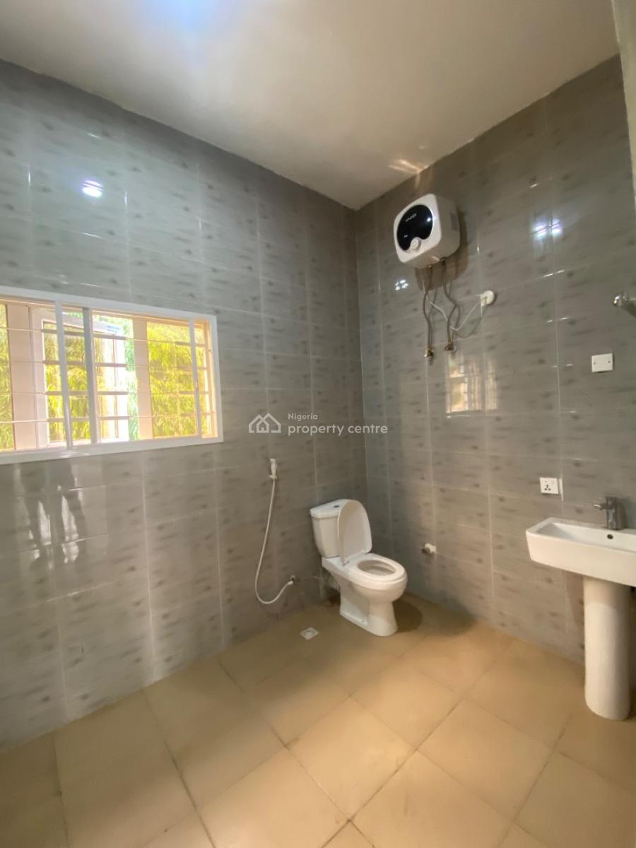 4 Bedroom Terrace Duplex with a Bq, Guzape Main, Guzape District, Abuja, Flat / Apartment for Rent